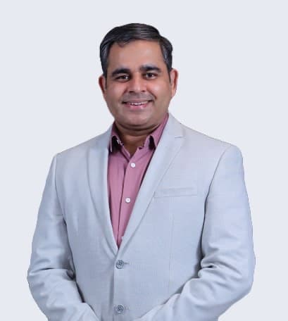 Portrait of Dr. Priyank Sethi, lead clinician.
